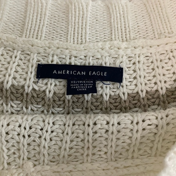 American eagle white/taupe striped sweater - Picture 3 of 4